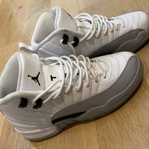 Jordan 12 Sneakers